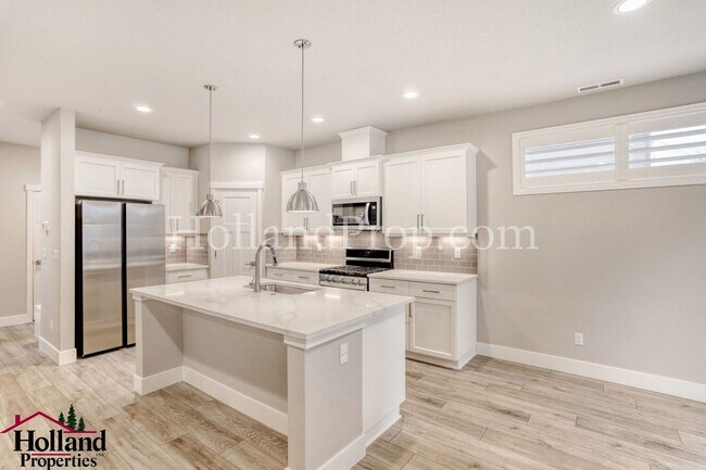 Building Photo - A must-see home in Beaverton where style, location, and lifestyle come together