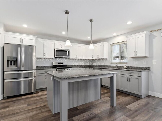 Building Photo - 13972 S Overwatch Dr
