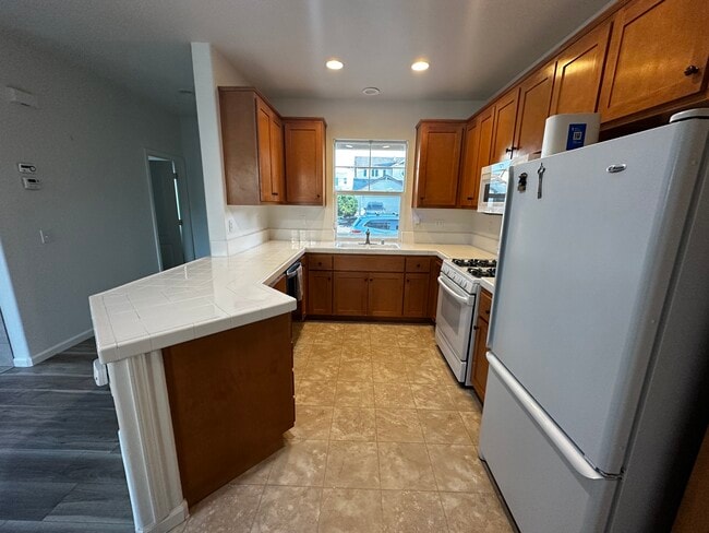 Building Photo - 2633 Barndance Ln