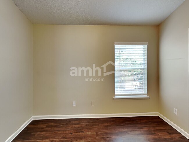 Building Photo - 3966 Pebble Brooke Cir S