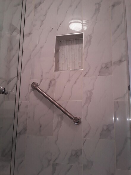 Building Photo - 298 W 23rd St