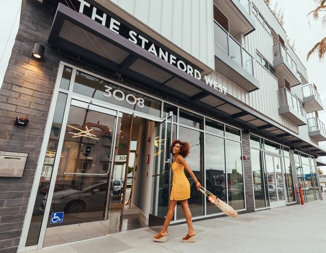 Building Photo - The Stanford West