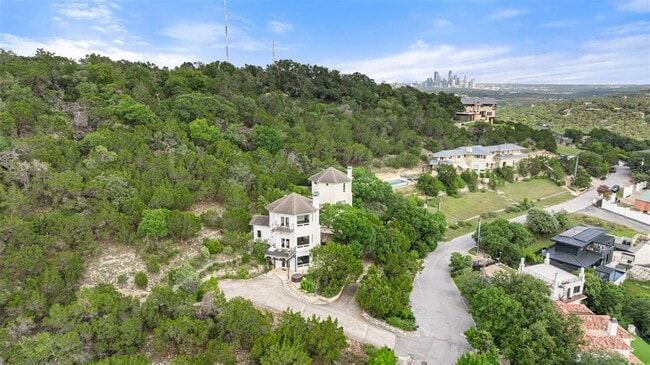 Building Photo - 5312 Scenic View Dr