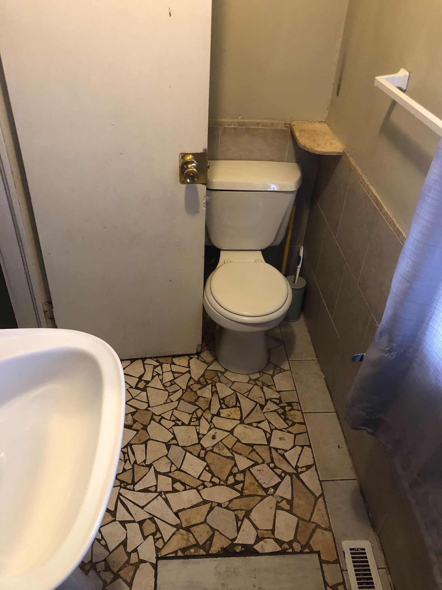 Building Photo - 4139 N Bryant Ave