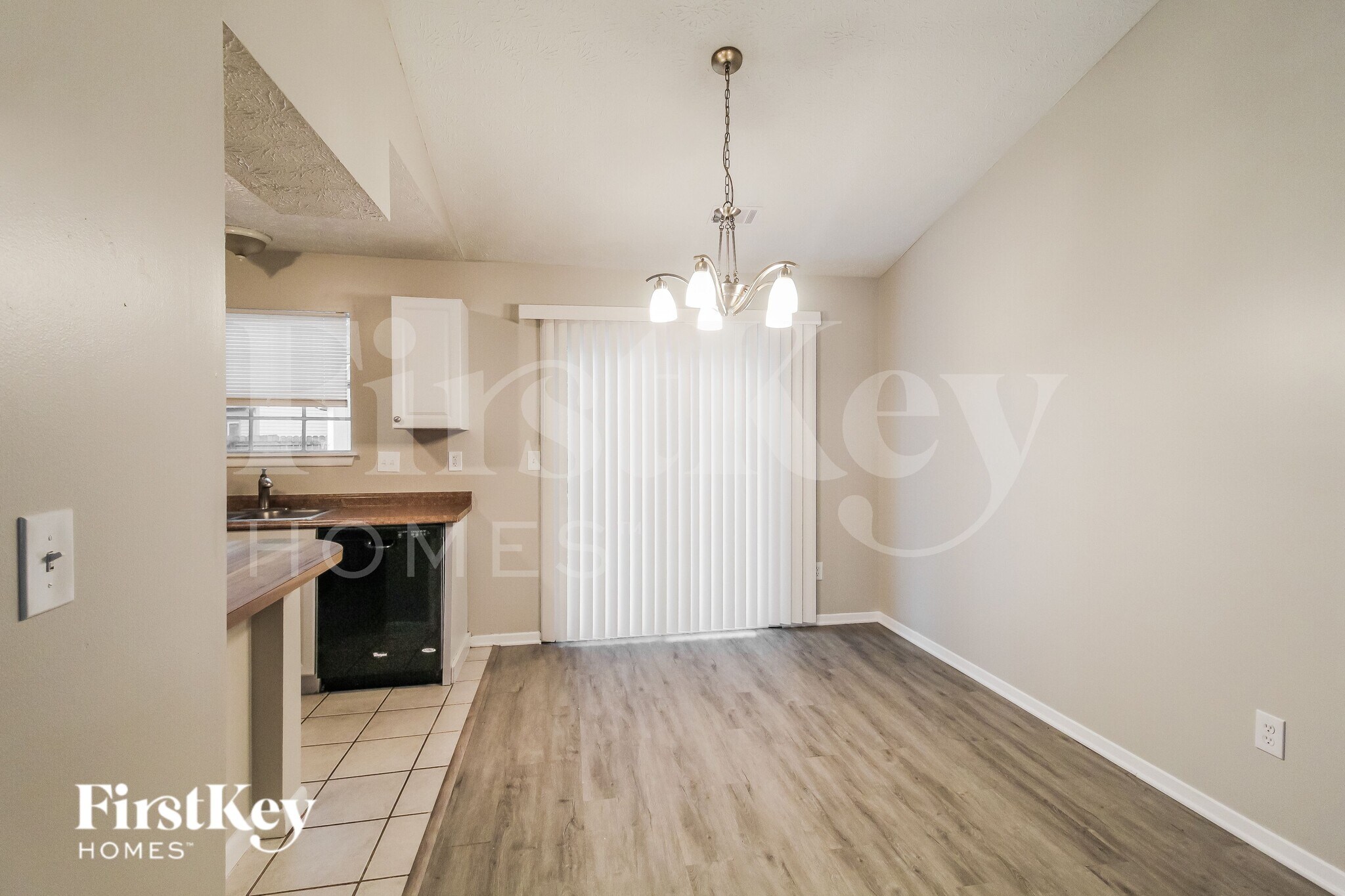 Building Photo - 4631 Garden Hills Dr