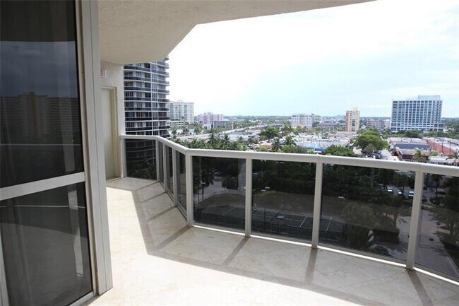 Building Photo - 3200 N Ocean Blvd