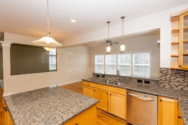 Building Photo - 8240 Talbot Cir