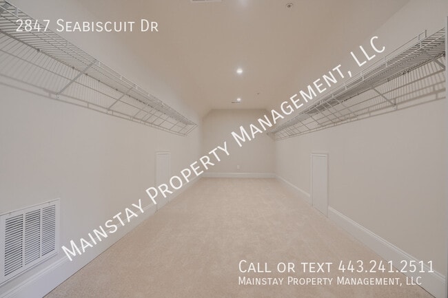 Building Photo - 2847 Seabiscuit Dr