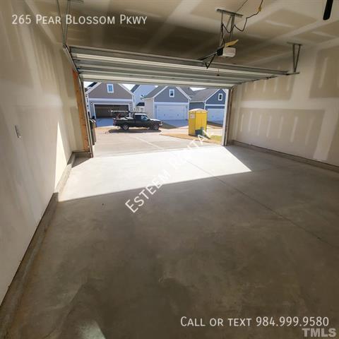 Building Photo - 265 Pear Blossom Pkwy