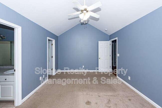 Building Photo - 7856 High Maple Cir