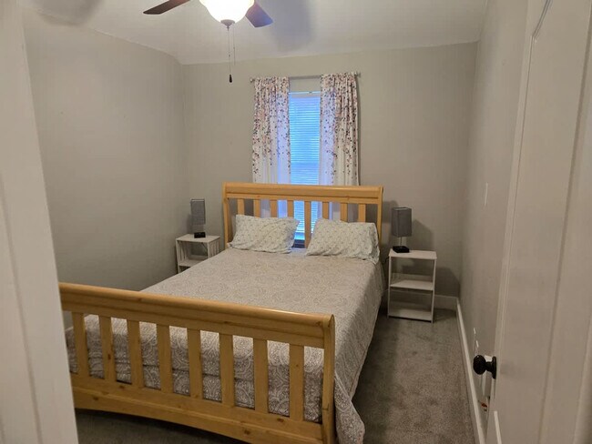 Building Photo - 209 Hardwicke Ln