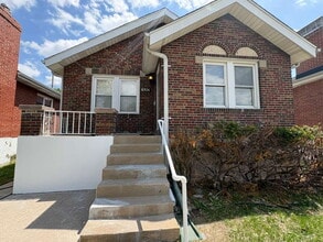 Building Photo - 6926 Hurst Ct