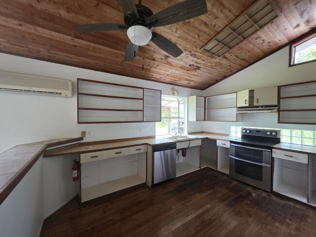 Building Photo - 15-1794-1794 1st Ave