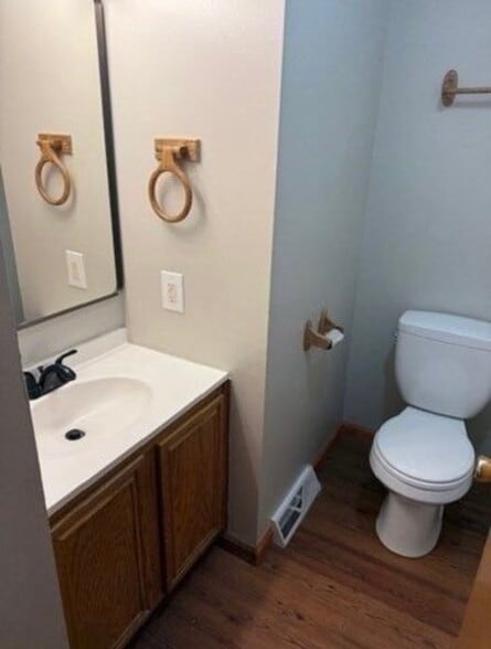 Building Photo - 61 Glenmore St