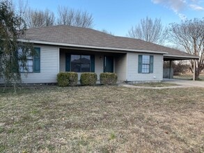 Building Photo - 3903 Reynolds Park Rd