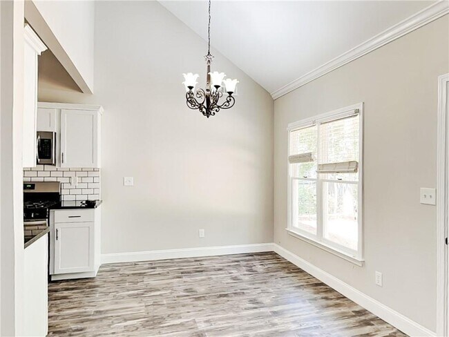 Building Photo - 365 Widewater Dr