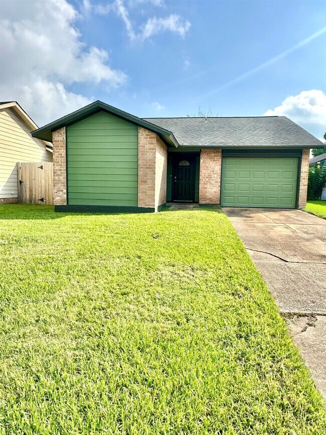 Building Photo - 17712 Northhagen Dr