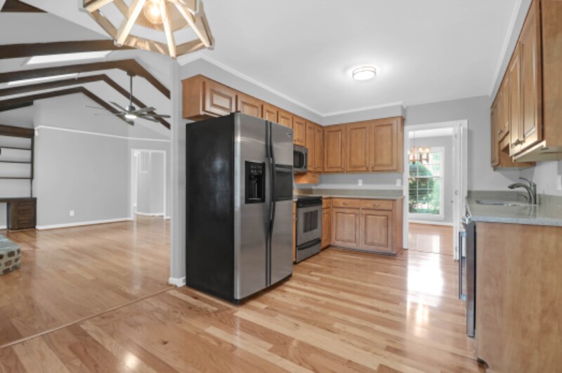 Building Photo - 19 Brigadier Dr