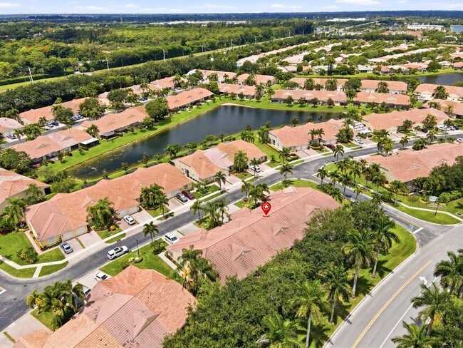 Building Photo - 9363 Bridgeport Dr