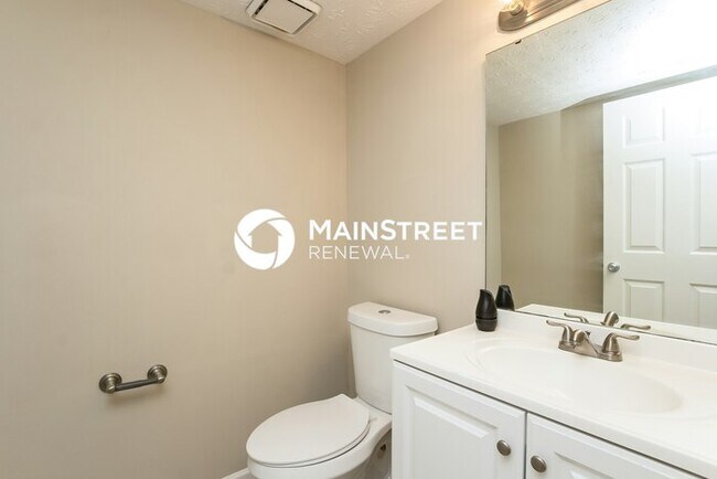Building Photo - 4 Bedroom Pet-Friendly Home in Acworth, GA with Main Street Renewal