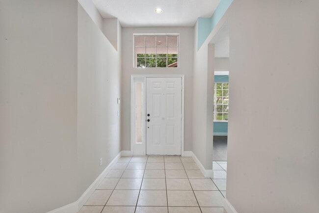 Building Photo - 981 Delray Lakes Dr