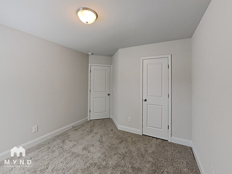 Building Photo - 10143 Benton Woods Dr