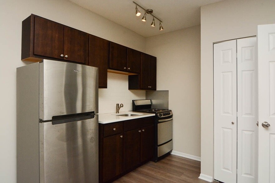 Building Photo - 1627 N Humboldt Blvd