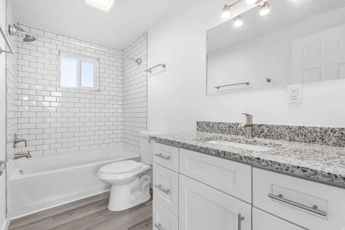 Building Photo - 6876 S 90 E