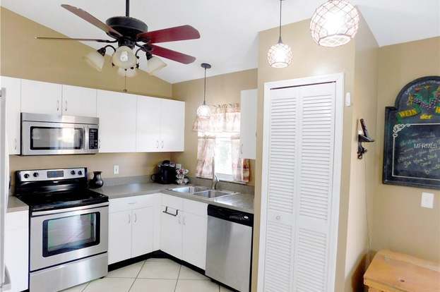 Building Photo - 6617 Coral Cove Dr