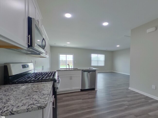 Building Photo - 210 Sweetgrass Ln
