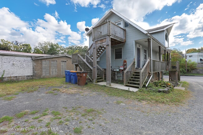 Building Photo - 504 Wilbur Ave