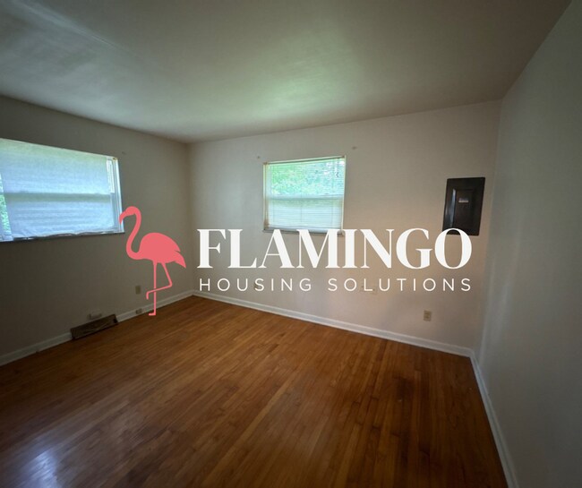 Building Photo - 4315 Sheller Ave