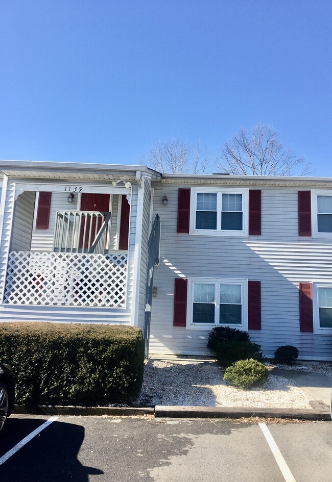 Building Photo - 1139 Homestead Garden Ct