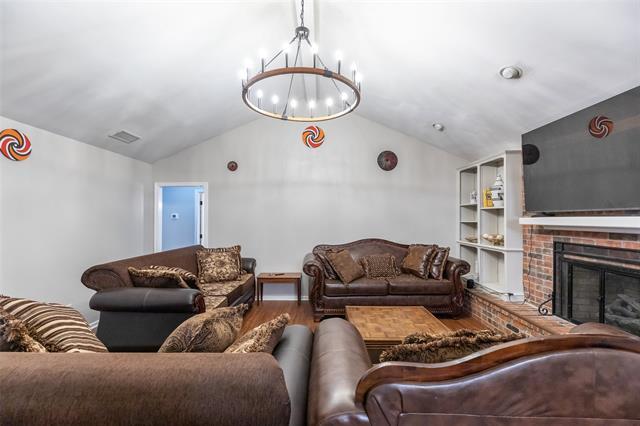 Building Photo - 857 Chaucer Dr