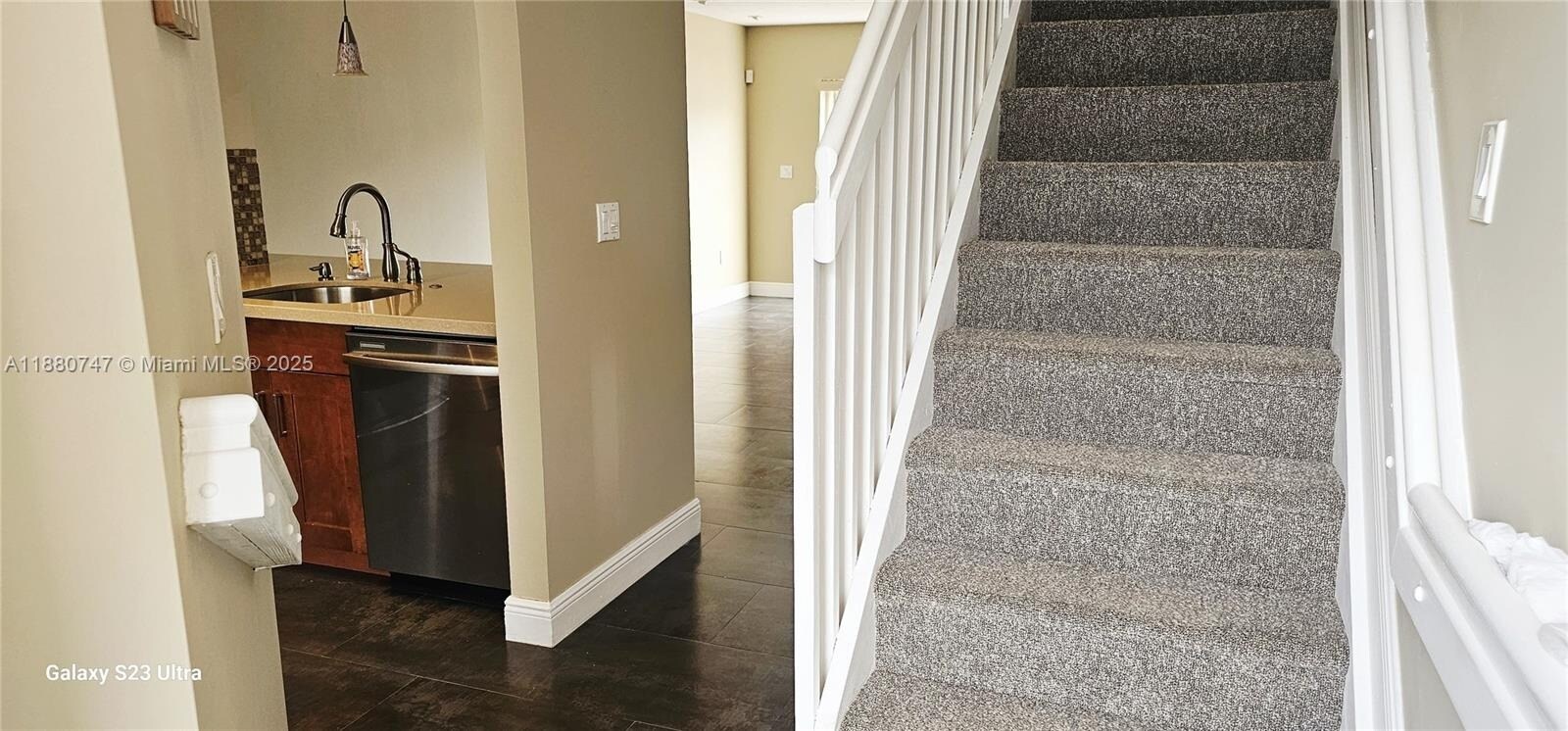 Building Photo - 14273 SW 121st Pl