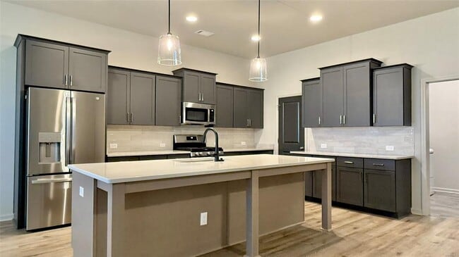 Building Photo - 9592 Dakota Dr