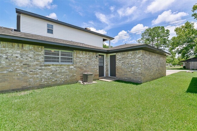 Building Photo - 4506 Avenue L