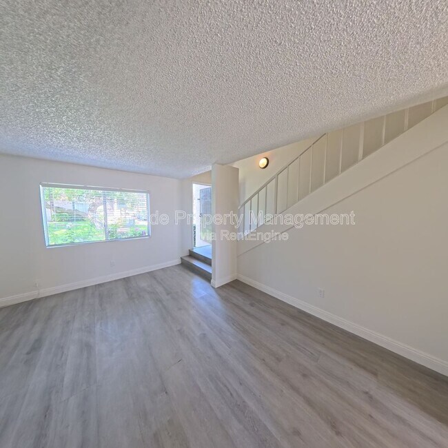 Building Photo - 2255 Cahuilla St
