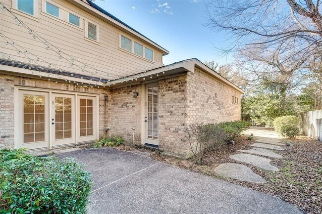 Building Photo - 34 N Longsford Cir