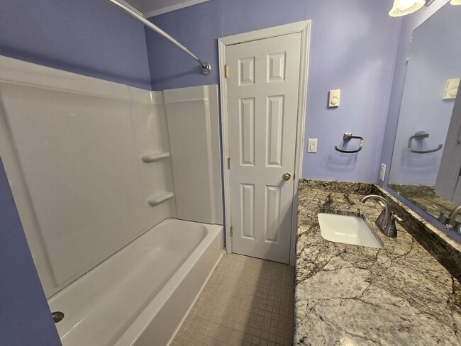 Building Photo - Light-Filled 3BR Home with Wraparound Deck, Convenient to Town