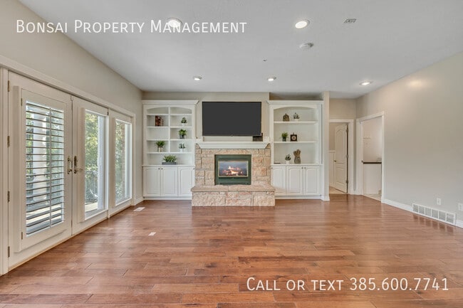 Building Photo - 11291 Palisade View Dr