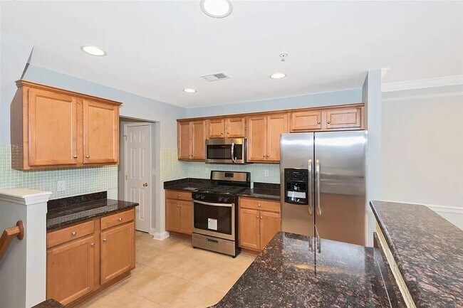 Building Photo - 187 Blue Heron Dr