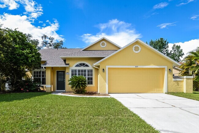 Primary Photo - 8819 Reservation Dr