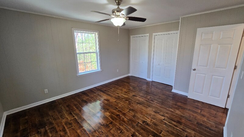 Building Photo - 210 Dogwood Cir