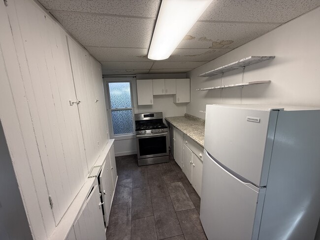 Building Photo - 407 Cascadilla St