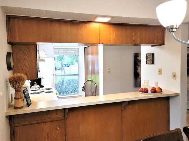 Building Photo - 6904 Argonne Forest Cove