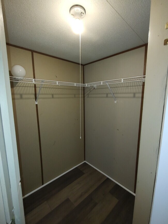 Building Photo - 31200 US-96