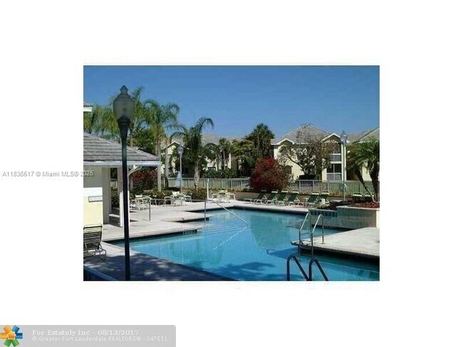 Building Photo - 9755 Westview Dr