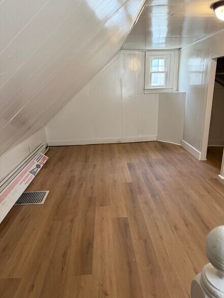 Building Photo - 16 Mohawk St