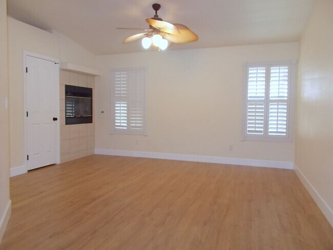 Building Photo - Charming Home in Gated Melrose Park Estates with Dual Fireplaces & Covered Patio